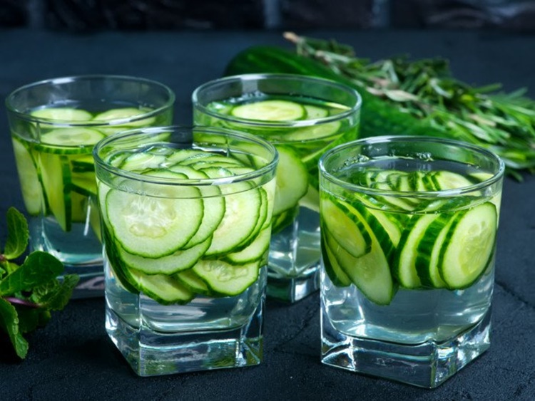 CUCUMBER WATER - Its Benefits & How To Prepare Cucumber Water