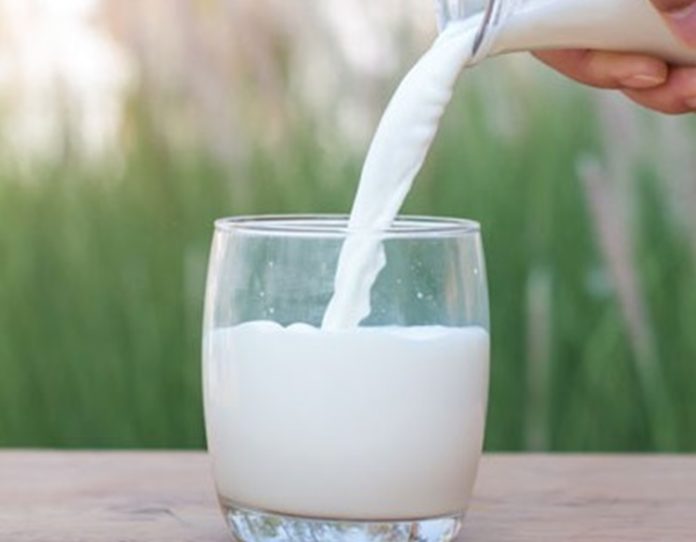 Negative Effects Of Drinking Too Much Milk - What Many People Don't Know