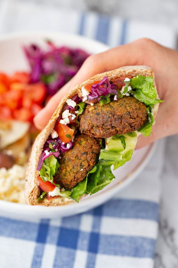 Falafel Recipe (A Complete Guide)